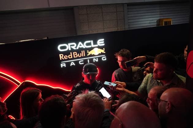 FORMULA 1 HEINEKEN SILVER LAS VEGAS GRAND PRIX 2023 15 11 2023, Las Vegas Street Circuit, Las Vegas, FORMULA 1 HEINEKEN SILVER LAS VEGAS GRAND PRIX 2023 ,in the picture Max Verstappen NLD , Oracle Red Bull Racing answers the journalists questions nordphotoxGmbHx xBratic nph00250
