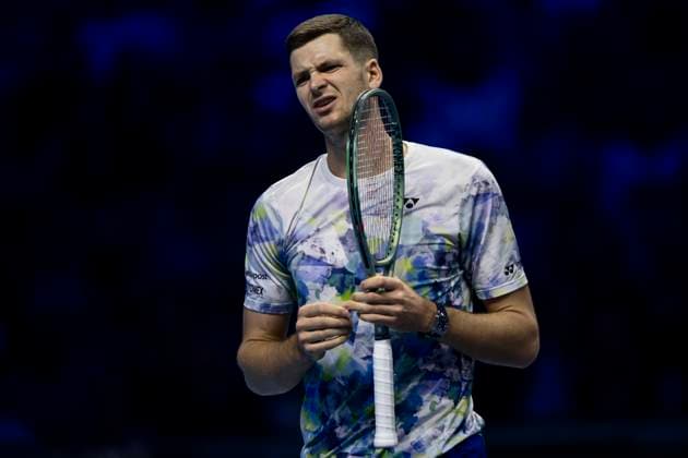 Nitto ATP, Tennis Herren Finals - Day Five Hubert Hurkacz of Poland looks dejected during the round robin singles match against Novak Djokovic of Serbia during day five of the Nitto ATP Finals. Novak Djokovic won 7-6(1), 4-6, 6-1. Turin Italy Copyright: xNicolòxCampox