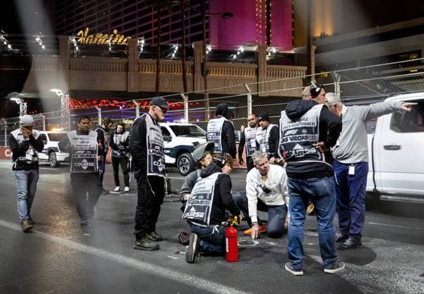 LAS VEGAS - The loose manhole cover caused the 1st free practice to be halted prematurely prior to the Las Vegas Formula 1 Grand Prix at the Las Vegas Strip Circuit in Nevada. ANP SEM VAN DER WAL F1 Grand Prix of Las Vegas - Practice 2022 23 xVIxANPxSportx xxANPxIVx 484066515 originalFilename: 484066515.jpg