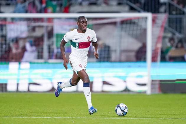 Vaduz, Liechtenstein, November 16th 2023: Toti Gomes (2 Portugal) controls the ball during the UEFA European Qualifiers football match between Liechtenstein and Portugal at Rheinpark Stadion in Vaduz, Liechtenstein. (Daniela Porcelli SPP)  Copyright: xDanielaxPorcellix xSPPx spp-en-DaPoSp-20231116-DP107439