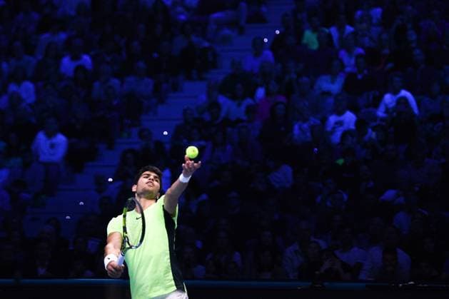 Foto Marco Alpozzi LaPresse 17 Novembre 2023 Torino - Italia - - Tennis Nitto ATP, Tennis Herren Finals - Carlos ALCARAZ (ESP) vs Daniil MEDVEDEV (RUS) Nella foto: Carlos Alcaraz (Spain) November 17, 2023 Turin - Italy - Sport - Tennis Nitto ATP Finals - Carlos ALCARAZ (ESP) vs Daniil MEDVEDEV (RUS) In the pic: Carlos Alcaraz (Spain)  Copyright: xMarcoxAlpozzi LaPressex