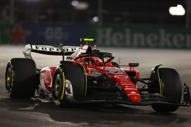 16th November 2023; Las Vegas, Nevada, USA. F1 Grand Prix of USA, Las Vegas; Practice Sessions; Carlos Sainz of Ferrari during Free Practise 2  ActionPlus12576795 ShaunxBrooks