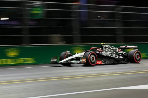 17th November 2023; Las Vegas, Nevada, USA. F1 Grand Prix of USA, Las Vegas; Practice Sessions; Yuki Tsunoda of AlphaTauri during Free Practice 3  ActionPlus12577203 ShaunxBrooks