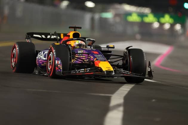 16th November 2023; Las Vegas, Nevada, USA. F1 Grand Prix of USA, Las Vegas; Free Practise 3 session and qualifying: Max Verstappen of Red Bull during Free Prase 2  ActionPlus12577208 ShaunxBrooks