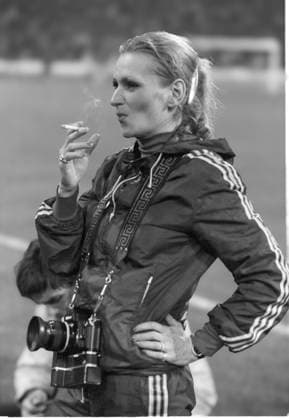 Diana Sandmann fotografiert im Olympia Stadion FC Bayern - D. Kiew Diana Sandmann *** Diana Sandmann photographs in the Olympic Stadium FC Bayern D Kiev Diana Sandmann