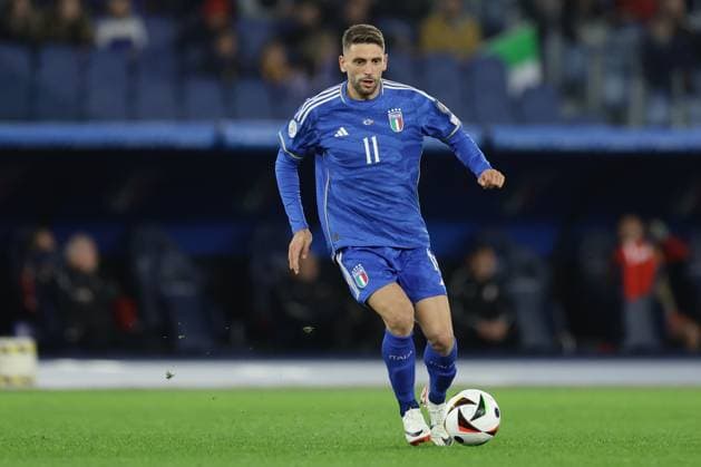 Euro 2024 Qualifier Group C Italy vs North Macedonia Domenico Berardi of Italy controls the ball during the Euro 2024 Qualifier Group C Italy vs North Macedonia at the Olimpico stadium, Rome, Italy November 17, 2023. ABPH7837 Copyright: xAntonioxBalascox