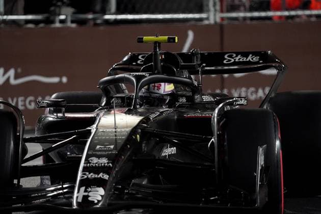 FORMULA 1 HEINEKEN SILVER LAS VEGAS GRAND PRIX 2023 18 11 2023, Las Vegas Street Circuit, Las Vegas, FORMULA 1 HEINEKEN SILVER LAS VEGAS GRAND PRIX 2023 ,in the picture Guanyu Zhou CHN , Alfa Romeo F1 Team Stake nordphotoxGmbHx xBratic nph00250
