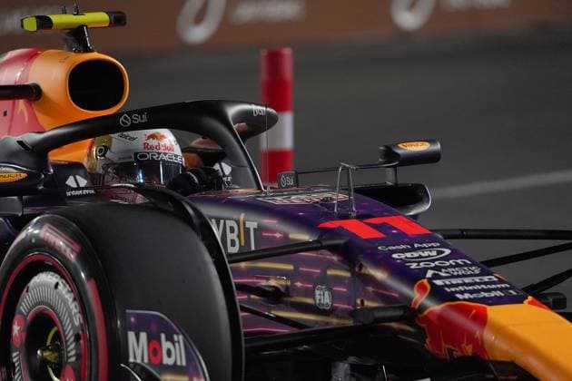 FORMULA 1 HEINEKEN SILVER LAS VEGAS GRAND PRIX 2023 18 11 2023, Las Vegas Street Circuit, Las Vegas, FORMULA 1 HEINEKEN SILVER LAS VEGAS GRAND PRIX 2023 ,in the picture Sergio Perez MEX , Oracle Red Bull Racing nordphotoxGmbHx xBratic nph00250