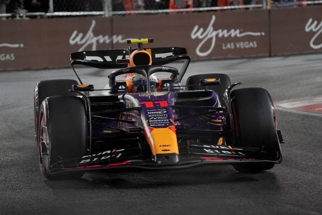 FORMULA 1 HEINEKEN SILVER LAS VEGAS GRAND PRIX 2023 18 11 2023, Las Vegas Street Circuit, Las Vegas, FORMULA 1 HEINEKEN SILVER LAS VEGAS GRAND PRIX 2023 ,in the picture Sergio Perez MEX , Oracle Red Bull Racing nordphotoxGmbHx xBratic nph00250