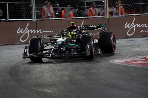 FORMULA 1 HEINEKEN SILVER LAS VEGAS GRAND PRIX 2023 18 11 2023, Las Vegas Street Circuit, Las Vegas, FORMULA 1 HEINEKEN SILVER LAS VEGAS GRAND PRIX 2023 ,in the picture Lewis Hamilton GBR , Mercedes AMG Petronas F1 Team nordphotoxGmbHx xBratic nph00250