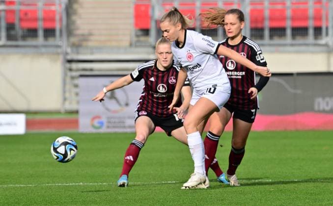 18 11 2023 Soccer Season 2023 2024 1 Women Soccer Bundesliga 08 Matchday 1 FC Nürnberg FCN Club Eintracht Frankfurt Sportfoto Zink xwoxzix Laura Freigang 10, Eintracht Frankfurt vs Franziska Mai 18, 1 FC Nürnberg FCN Luisa Guttenberger 4, 1 FC Nürnberg FCN