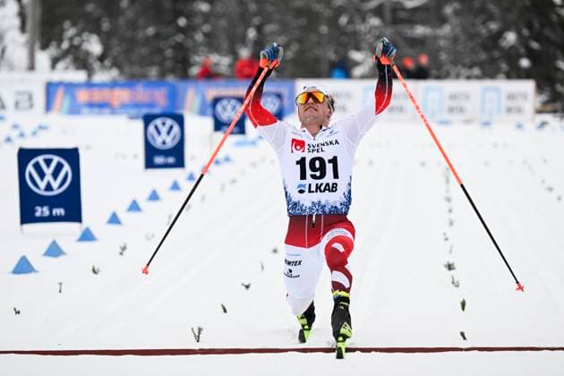 Bilder des Jahres 2023, Sport 11 November Sport Themen der Woche KW46 GÄLLIVARE 20231118 Björn Sandström gar i mal efter herrarnas 10 km klassisk stil i den nationella premiären i Gällivare GÄLLIVARE SVERIGE x9110x *** GÄLLIVARE 20231118 Björn Sandström walks away after the mens 10 km classic style in the national premiere in Gällivare GÄLLIVARE SWEDEN x9110x  Copyright: xUlfxPalm TTx SPRINTTÄVLING GÄLLIVARE