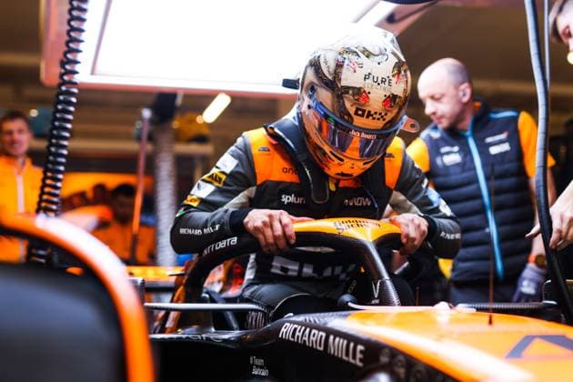 NORRIS Lando (gbr), McLaren F1 Team MCL60, portrait during the 2023 Formula 1 Heineken Silver Las Vegas Grand Prix, 21th round of the 2023 Formula One World Championship, WM, Weltmeisterschaft from November 17 to 19, 2023 on the Las Vegas Strip Circuit, in Las Vegas, USA - F1 - LAS VEGAS GRAND PRIX 2023 DPPI Panoramic  00123046_AV3_6602