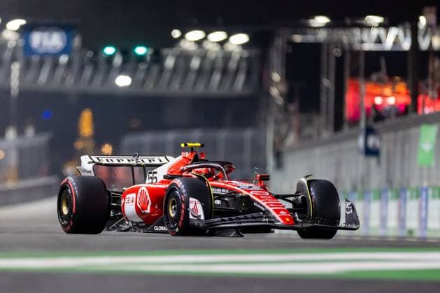 LAS VEGAS, NV - NOVEMBER 17: Ferrari driver Carlos Sainz (55) of Spain drives during qualifying at the F1 Las Vegas Grand Prix on Thursday, November 17, 2023 on the Las Vegas Street Circuit in Las Vegas, NV. (Photo by Bob Kupbens Icon Sportswire) AUTO: NOV 17 F1 Las Vegas Grand Prix EDITORIAL USE ONLY Icon231118132
