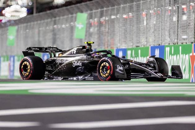 LAS VEGAS, NV - NOVEMBER 17: Alfa Romeo driver Zhou Guanyu (24) of China drives during qualifying at the F1 Las Vegas Grand Prix on Thursday, November 17, 2023 on the Las Vegas Street Circuit in Las Vegas, NV. (Photo by Bob Kupbens Icon Sportswire) AUTO: NOV 17 F1 Las Vegas Grand Prix EDITORIAL USE ONLY Icon231118154