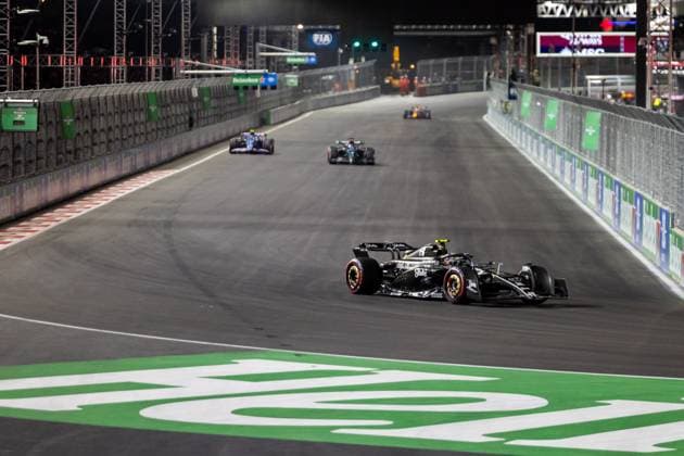LAS VEGAS, NV - NOVEMBER 17: Alfa Romeo driver Zhou Guanyu (24) of China drives during qualifying at the F1 Las Vegas Grand Prix on Thursday, November 17, 2023 on the Las Vegas Street Circuit in Las Vegas, NV. (Photo by Bob Kupbens Icon Sportswire) AUTO: NOV 17 F1 Las Vegas Grand Prix EDITORIAL USE ONLY Icon231118171