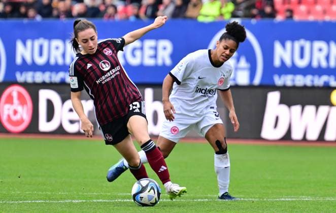 18 11 2023 Soccer Season 2023 2024 1 Women Soccer Bundesliga 08 Matchday 1 FC Nuremberg FCN Club Eintracht Frankfurt Sportfoto Zink xwoxzix Rebekka Salfelder 15, 1 FC Nuremberg FCN Shekiera Martinez 9, Eintracht Frankfurt