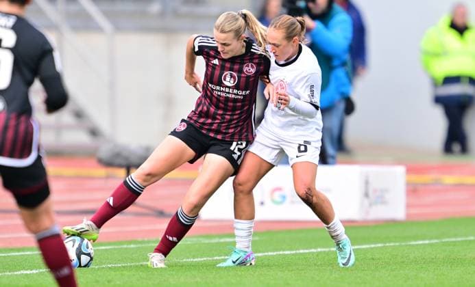 18 11 2023 Soccer Season 2023 2024 1 Women Soccer Bundesliga 08 Matchday 1 FC Nürnberg FCN Club Eintracht Frankfurt Sportfoto Zink xwoxzix Amelie Thöle Thoele 12, 1 FC Nürnberg FCN Lisanne Gräwe 8, Eintracht Frankfurt