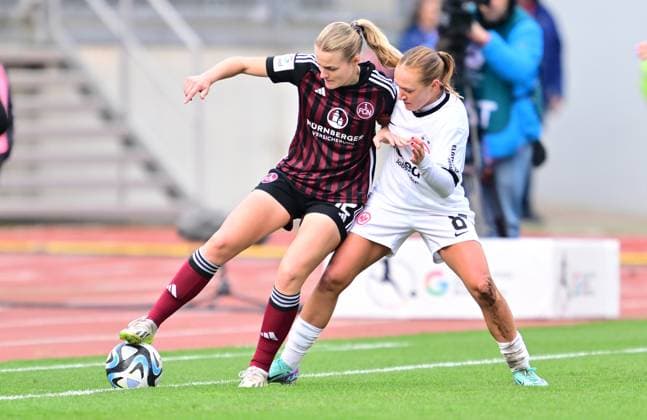 18 11 2023 Soccer Season 2023 2024 1 Women Soccer Bundesliga 08 Matchday 1 FC Nürnberg FCN Club Eintracht Frankfurt Sportfoto Zink xwoxzix Amelie Thöle Thoele 12, 1 FC Nürnberg FCN Lisanne Gräwe 8, Eintracht Frankfurt
