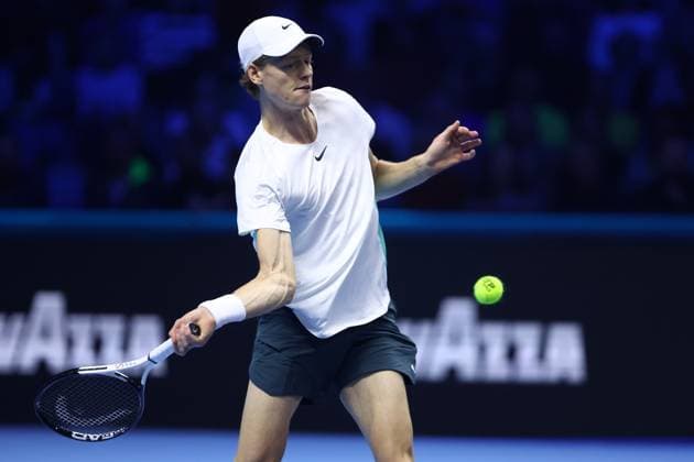 Daniil Medvedev vs Jannik Sinner Jannik Sinner of Italy in action during the semi-final singles match between Daniil Medvedev of Russia and Jannik Sinner of Italy on Day seven of the Nitto ATP, Tennis Herren World Tour Finals. Torino Pala Alpitour Italy Copyright: xMarcoxCanonierox