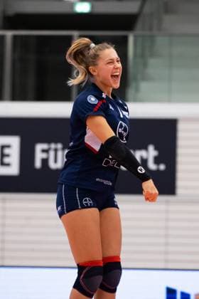2 Bundesliga Women Pro Schwarz Weiss Erfurt vs TSV Bayer 04 Leverkusen Erfurt 18 11 2023 Jubel, Tessa Mueller 1 TSV Bayer 04 Leverkusen 2 Bundesliga Women Pro Schwarz Weiss Erfurt vs TSV Bayer 04 Leverkusen Riethsporthalle Erfurt 18 11 2023 Copyright: xBEAUTIFULxSPORTS Duehringx