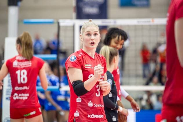 Hester Jasper Dresdner SC, 03 , Kaempferisch Allianz MTV Stuttgart Dresdner SC, Sport, Volleyball Bundesliga, Frauen, VBL, Saison 2023 24, 18 11 2023, Stuttgart SCHARRena , DEU Allianz MTV Stuttgart Dresdner SC, Sport, Volleyball Bundesliga, Frauen, VBL, Saison 2023 24, 18 11 2023, Stuttgart SCHARRena , DEU Stuttgart Copyright: xSandyxDinkelackerx EP_SDR