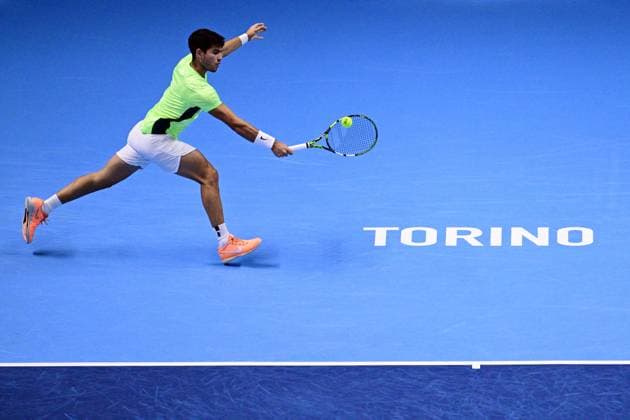 Foto Marco Alpozzi LaPresse 18 Novembre 2023 Torino - Italia - - Tennis Nitto ATP, Tennis Herren Finals - Carlos ALCARAZ (ESP) vs Novak DJOKOVIC (SRB) Nella foto: Carlos ALCARAZ (ESP) November 18, 2023 Turin - Italy - Sport - Tennis Nitto ATP Finals - Carlos ALCARAZ (ESP) vs Novak DJOKOVIC (SRB) In the pic: Carlos ALCARAZ (ESP)  Copyright: xMarcoxAlpozzi LaPressex