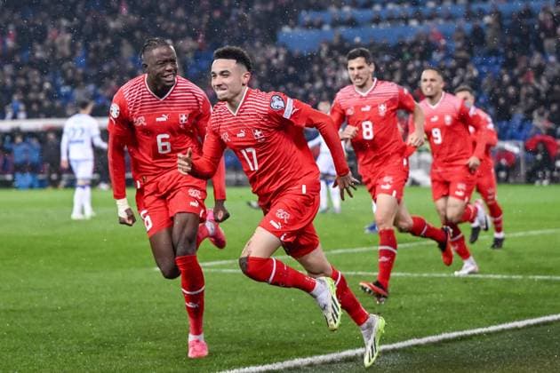 18 11 2023, Basel, Switzerland, St Jakob Park, Switzerland vs Kosovo UEFA European Championship Qualification 2023 2024 Group I, Ruben Vargas Switzerland goal celebration, cheers after his goal for 1 0 Photo H Langer Basel St Jakob Park Switzerland  541_SCHKOS20231118_025 Langer-541