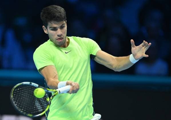 November 18, 2023, Turin: Carlos Alcaraz of Spain during the match against Novak Djokovic of Serbia at the Nitto ATP, Tennis Herren Finals tennis tournament in Turin, Italy, 18 November 2023. ANSA ALESSANDRO DI MARCO Nitto ATP Finals  - ZUMAa110 20231118_zaf_a110_023 Copyright: xAlessandroxDixMarcox