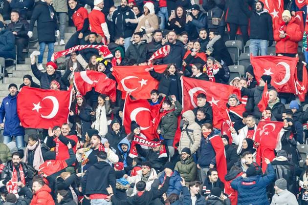 Fans, Audience, Spectators, Atmosphere Turkey TUR , 18 11 2023, Berlin Germany , Football, Men, Germany Turkey, DFB DFL REGULATIONS PROHIBIT ANY USE OF PHOTOGRAPHS AS IMAGE SEQUENCES AND OR QUASI VIDEO xprx