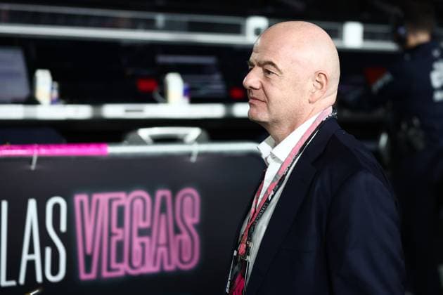 F1 Las Vegas Grand Prix 2023 Gianni Infantino ahead of the Formula 1 Las Vegas Grand Prix at Las Vegas Strip Circuit in Las Vegas, United States on November 18, 2023. Las Vegas United States  Copyright: xJakubxPorzyckix originalFilename:porzycki-f1lasveg231118_npyNT.jpg