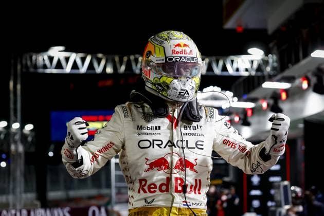 LAS VEGAS - Max Verstappen (Red Bull Racing) cheers after winning the Las Vegas Formula 1 Grand Prix at the Las Vegas Strip Circuit in Nevada. ANP SEM VAN DER WAL F1 Grand Prix of Las Vegas 2022 23 xVIxANPxSportx xxANPxIVx 484233148 originalFilename: 484233148.jpg