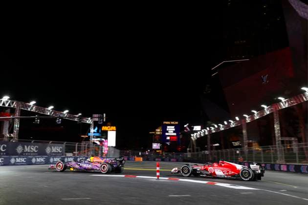 01 VERSTAPPEN Max (nld), Red Bull Racing RB19, action 16 LECLERC Charles (mco), Scuderia Ferrari SF-23, action during the 2023 Formula 1 Heineken Silver Las Vegas Grand Prix, 21th round of the 2023 Formula One World Championship, WM, Weltmeisterschaft from November 17 to 19, 2023 on the Las Vegas Strip Circuit, in Las Vegas, USA - F1 - LAS VEGAS GRAND PRIX 2023 - RACE DPPI Panoramic  WhatsApp Image 2023-11-19 at 09.04.47