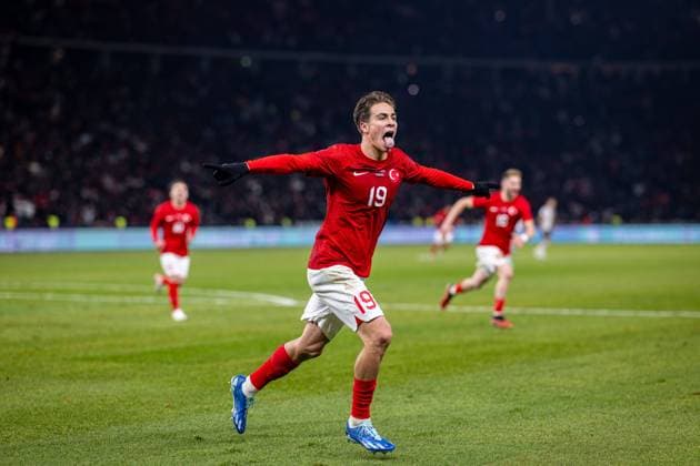 Soccer Berlin 18 11 2023 International match Germany GER Turkey TUR Cheering after the goal for 1 2 by Kenan Yildiz Turkey, No 19
