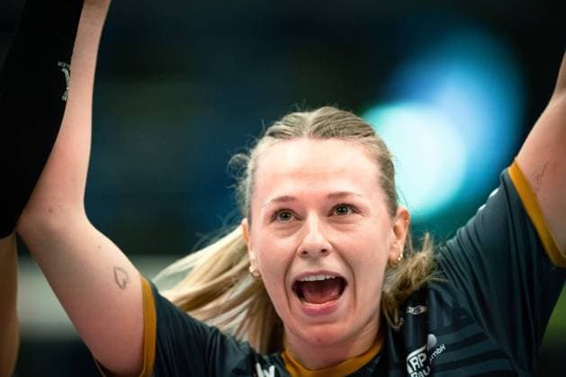 18 11 2023, Sporthalle Berg Fidel, Münster Muenster Volleyball, Bundesliga Women, Main Round, USC Münster Muenster vs SC Potsdam Jubel Antonia Stautz 6 Potsdam
