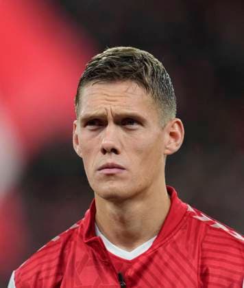 November 17 2023: Jannik Vestergaard (Denmark) looks on during a Group H EURO 2024 Qualification game, Denmark versus Slovenia, at Parken, Copenhagen, Denmark. CSM Copenhagen Denmark - ZUMAc04_ 20231117_zma_c04_398 Copyright: xUlrikxPedersenx