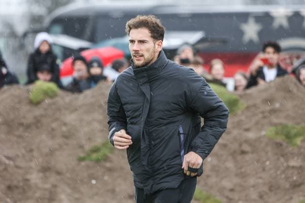 Sport, Football, DFB National Team Season 2023 24 German national players on the Maifeld in the Adidas Football Love Drop Zone where the official Euro 2024 ball was presented 19 11 2023, Olympiastadion Berlin Leon Goretzka Germany, 8 Berlin Olympiastadion Berlin Berlin Germany