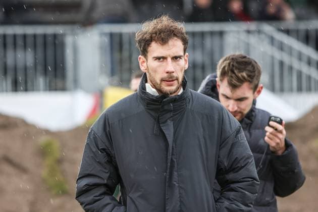 Sport, Football, DFB National Team Season 2023 24 German national players on the Maifeld in the Adidas Football Love Drop Zone where the official Euro 2024 ball was presented 19 11 2023, Olympiastadion Berlin Leon Goretzka Germany, 8 Berlin Olympiastadion Berlin Berlin Germany