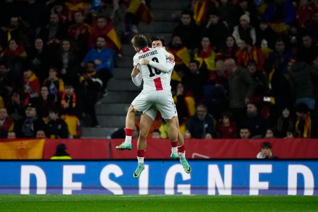 Spain v Georgia: Group A - UEFA EURO, EM, Europameisterschaft,Fussball 2024 European Qualifiers Khvicha Kvaratskhelia Left Winger of Georgia and SSC Napoli celebrates after scoring his sides first goal during the UEFA EURO 2024 European qualifier match between Spain and Georgia at Jose Zorrilla on November 19, 2023 in Valladolid, Spain. Valladolid Spain  Copyright: xJosexBretonx originalFilename:breton-spainvge231119_npFio.jpg