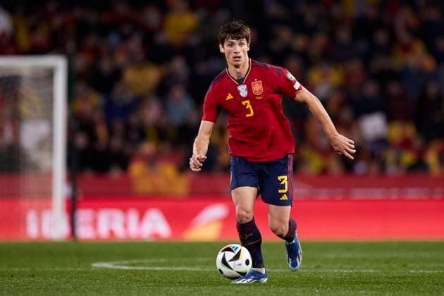 Spain v Georgia: Group A - UEFA EURO, EM, Europameisterschaft,Fussball 2024 European Qualifiers Robin Le Normand of Spain in action during the UEFA EURO 2024 European Qualifier match between Spain and Georgia at Estadio Municipal Jose Zorrilla on November 19, 2023, in Valladolid, Spain. Valladolid Estadio Municipal Jose Zorrilla Valladolid Spain RL_ESPvGEOR_146 Copyright: xRicardoxLarreinax