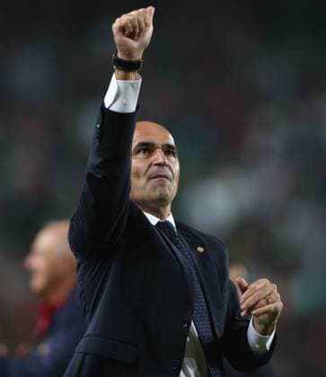 Sport Bilder des Tages . - Portugal v Iceland, UEFA EURO, EM, Europameisterschaft,Fussball 2024 European qualifier - Group J, Estadio Jose Alvalade , Lisbon, Portugal. - 19th November 2023. Roberto Martinez manager of Portugal celebrates the victory. - Portugal v Iceland, UEFA EURO 2024 European qualifier - Group J, Estadio Jose Alvalade , Lisbon, Portugal. - 19th November 2023. Lisbon Estadio Jose Alvalade Portugal Copyright: xDanxWeirx CP_Portugal_Iceland_50