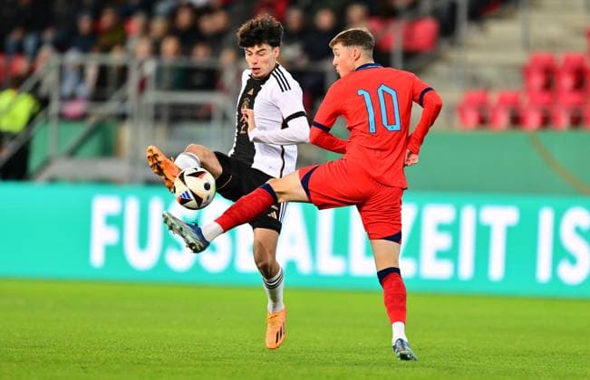 20 11 2023 Soccer German national football team national team U20 juniors DFB international match Germany gg England xwoxzix Nicolas Oliveira 2, Germany Alfie Devine 10, England
