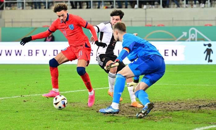 20 11 2023 Soccer German national football team national team U20 juniors DFB international match Germany gg England xwoxzix Sam Edozie 11, England Nicolas Oliveira 2, Germany Tjark Ernst 1, Germany Chance Goal chance