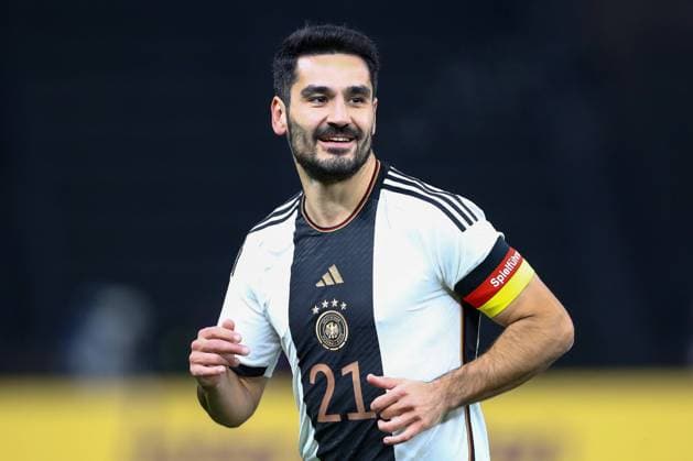 18 11 2023, xtgx, football international match, Germany Turkey emspor, v l Ilkay Gündogan Germany upper body portrait, portraet, single image captain, captains armband, captain DFL DFB REGULATIONS PROHIBIT ANY USE OF PHOTOGRAPHS as IMAGE SEQUENCES and or QUASI VIDEO Berlin
