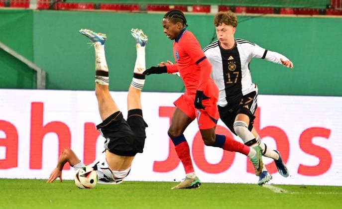 20 11 2023 Soccer German national football team national team U20 juniors DFB international match Germany gg England xwoxzix Tom Rothe 13, Germany Martial Godo 7, England Paul Wanner 17, Germany p