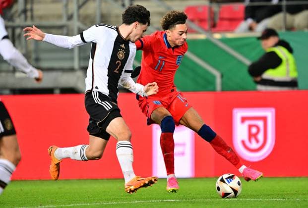 20 11 2023 Soccer German national football team national team U20 juniors DFB international match Germany gg England xwoxzix Nicolas Oliveira 2, Germany Sam Edozie 11, England , right