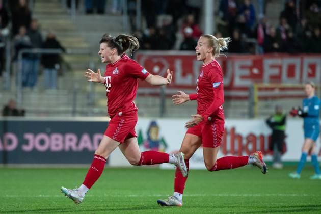Adriana Achinska FC Koeln, 09 , Celina Degen FC Koeln, 05 jubilate over the goal to 2 3, GER, SC Freiburg vs FC Koeln, Football Google Pixel Womens Bundesliga, 8 Matchday, Season 2023 2024, 20 11 2023 DFB regulations prohibit any use of photographs as image sequences and or quasi video GER, SC Freiburg vs FC Koeln, Football Google Pixel Womens Bundesliga, 8 Matchday, Season 2023 2024, 20 11 2023 Freiburg Copyright: xEibner-Pressefoto Memmlerx EP_MMR