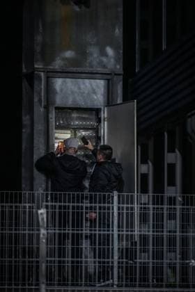 SC Freiburg 1 FC Köln Football Google Pixel Womens Bundesliga 2023 2024, Matchday 8, SC Freiburg 1 FC Köln, Dreisamstadion Floodlight defective, but the match was kicked off anyway