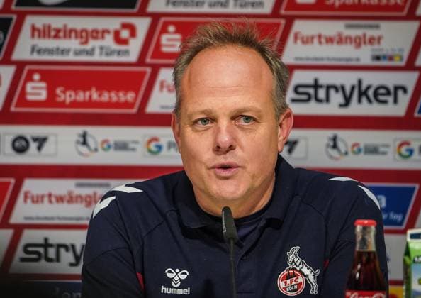 SC Freiburg 1 FC Köln Soccer Google Pixel Womens Bundesliga 2023 2024, Matchday 8, SC Freiburg 1 FC Köln, Dreisamstadion Cologne coach Daniel Weber
