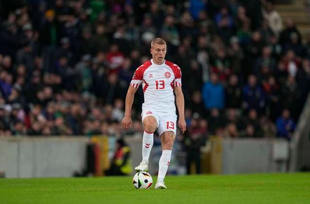 November 20 2023: Rasmus Kristensen (Denmark) controls the ball during a Group H EURO 2024 Qualification game, Northern Ireland versus Denmark , at Windsor Park, Belfast, Northern Ireland. CSM Belfast Northern Ireland - ZUMAc04_ 20231120_zma_c04_103 Copyright: xUlrikxPedersenx